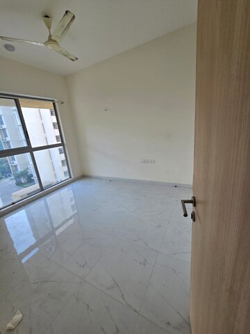 Master Bedroom in 2.5 BHK Apartment at Lodha Bel Air, Jogeshwari West – for Rent