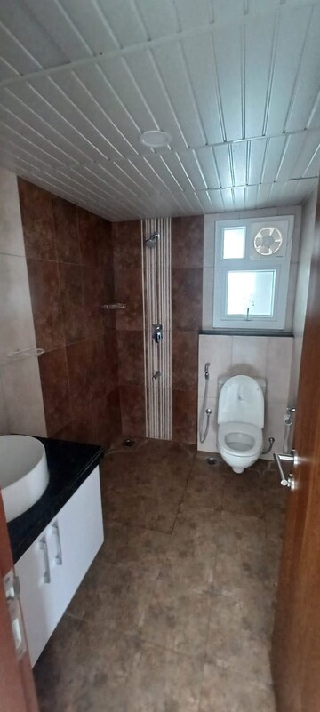 Bathroom in 2.5 BHK Apartment at Prestige Tranquil, Kokapet – for Rent