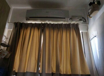 Furnished Amenities in 2 BHK Apartment at Amanora Gold Towers, Hadapsar – for Sale
