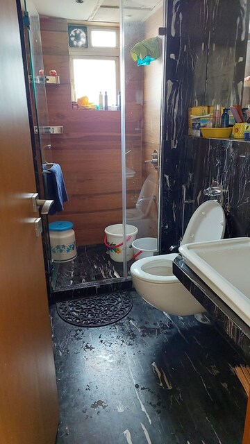 Team Area in 4 BHK Apartment at Chembur – for Rent