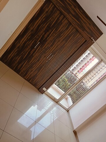 Furnished Amenities in 3 BHK Apartment at Wave Dream Homes, Wave City – for Rent