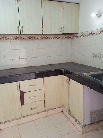 Kitchen in 3 BHK Builder Floor at Shivalik Colony – for Rent