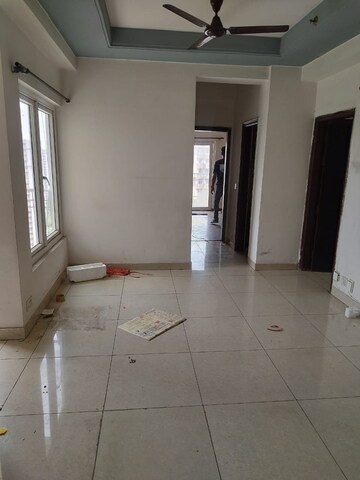 Living Room in 2 BHK Apartment at Ajnara Grand Heritage, Sector 74 – for Rent
