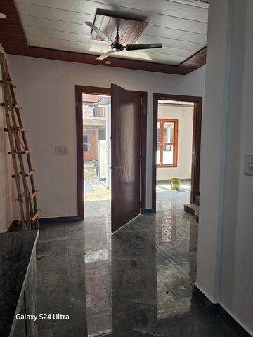 Room in 5 BHK Independent House at Chipyana Khurd Urf Tigri – for Sale