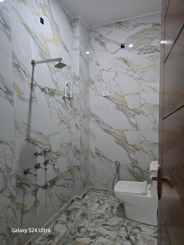 Bathroom in 5 BHK Independent House at Chipyana Khurd Urf Tigri – for Sale