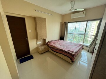 Bedroom in 2 BHK Apartment at Kabra Paradise, Andheri West – for Rent