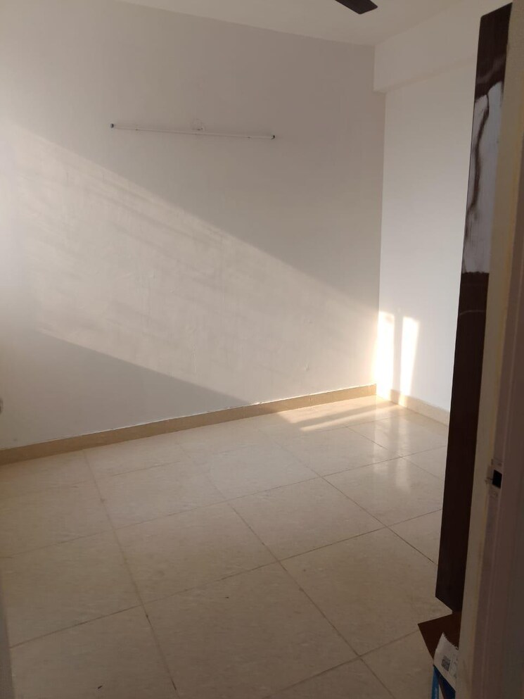 Room, sarvome-shree-homes 3 Bedroom 745 Sq.Ft. Apartment In Sector 45 Faridabad 8201512