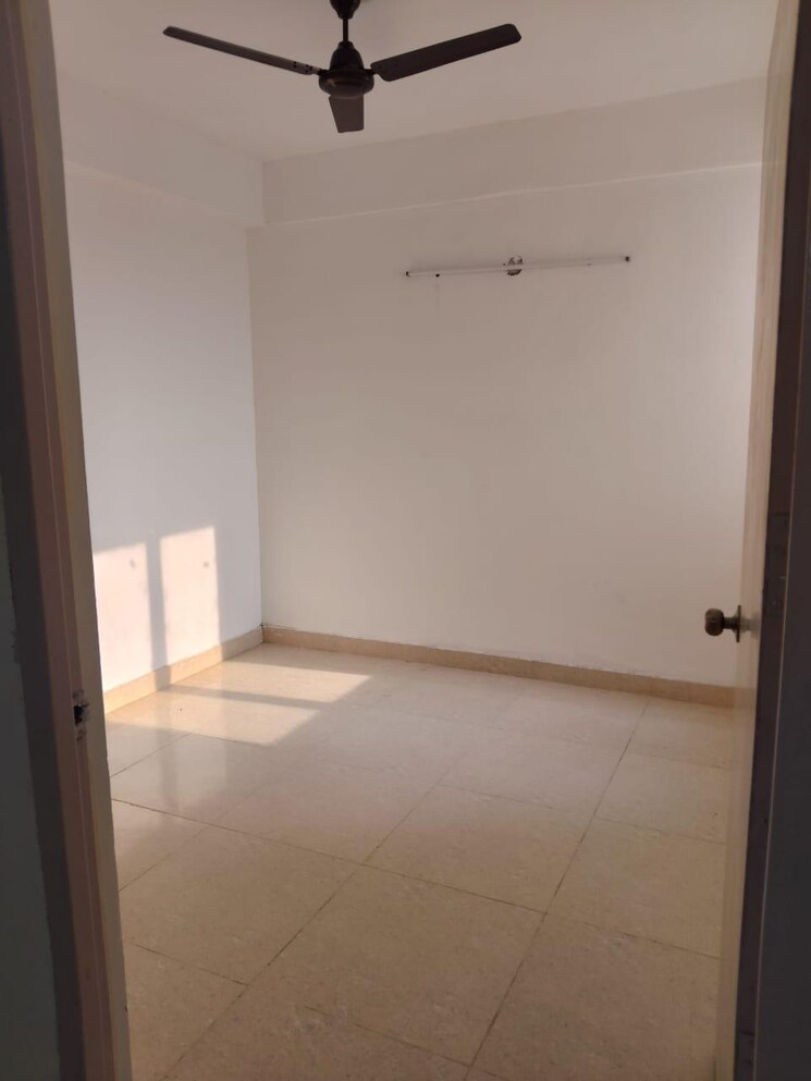 Room, sarvome-shree-homes 3 Bedroom 745 Sq.Ft. Apartment In Sector 45 Faridabad 8201512