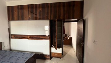 Furnished Amenities in 3 BHK Apartment at Vasundhara Sector 1 – for Rent