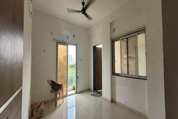 Room in 3 BHK Apartment at Vasundhara Sector 1 – for Rent