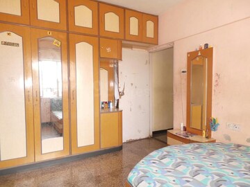 Bedroom in 1 BHK Apartment at Dheeraj Valley, Goregaon East – for Rent