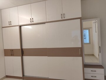 Furnished Amenities in 3 BHK Apartment at Prestige Tranquil, Kokapet – for Rent