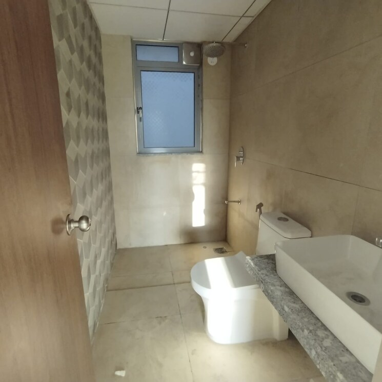 Bathroom, kalpataru-immensa-c 2 Bedroom 808 Sq.Ft. Apartment In Kolshet Industrial Area Thane 8201556
