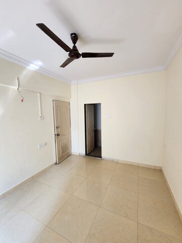 Room in 2 BHK Apartment at Vashi – for Rent