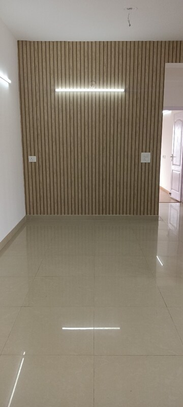 Room in 3 BHK Apartment at Sector 12 Dwarka – for Rent