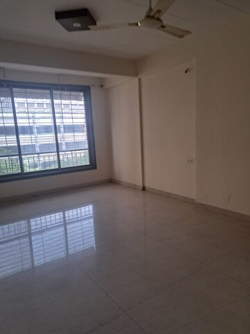 Room in 2 BHK Apartment at Paradise Sai Pearls, Kharghar – for Rent