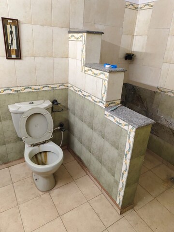 Bathroom in 3.5 BHK Independent House at Sector 55 – for Rent