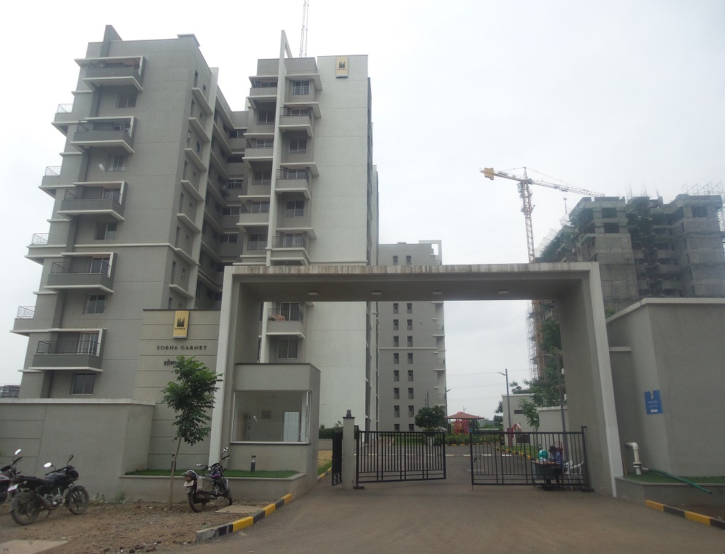 3.5 BHK + Servant Room Apartment For Sale in Sobha Garnet