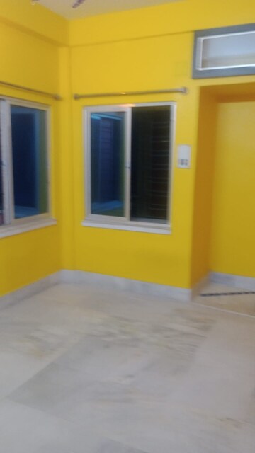Room in 2 BHK Apartment at Sodepur – for Rent
