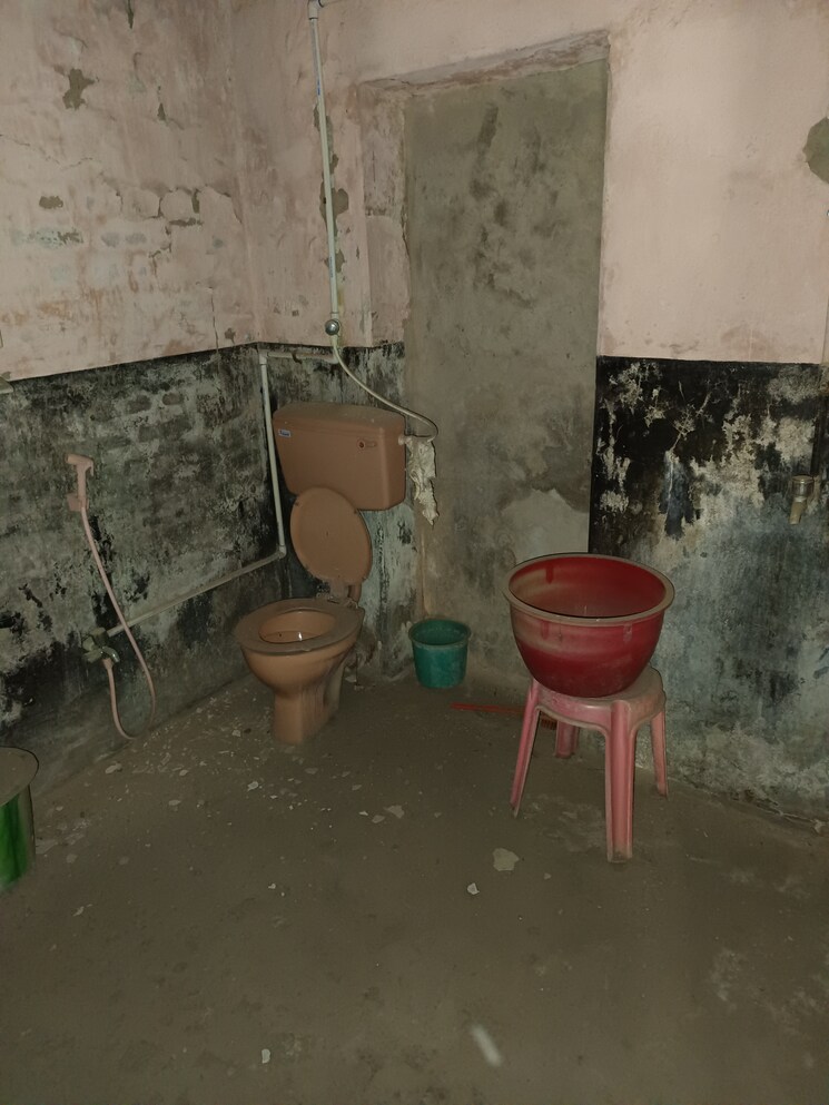 Bathroom, shibpur 5 Bedroom 3400 Sq.Ft. Independent House In Shibpur Howrah 8201837