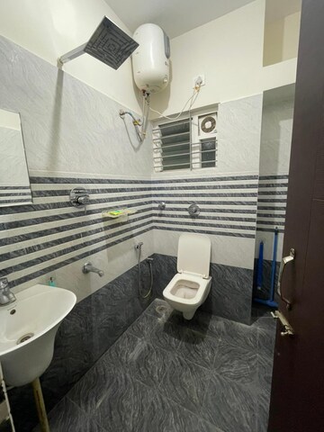 Bathroom in 1 BHK Independent House at Koramangala – for Rent
