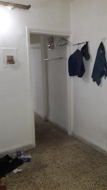 Furnished Amenities in 1 BHK Apartment at Doordarshan CHS, Goregaon East – for Rent