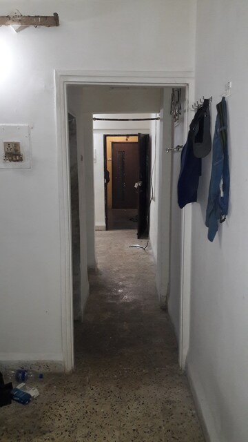Furnished Amenities in 1 BHK Apartment at Doordarshan CHS, Goregaon East – for Rent