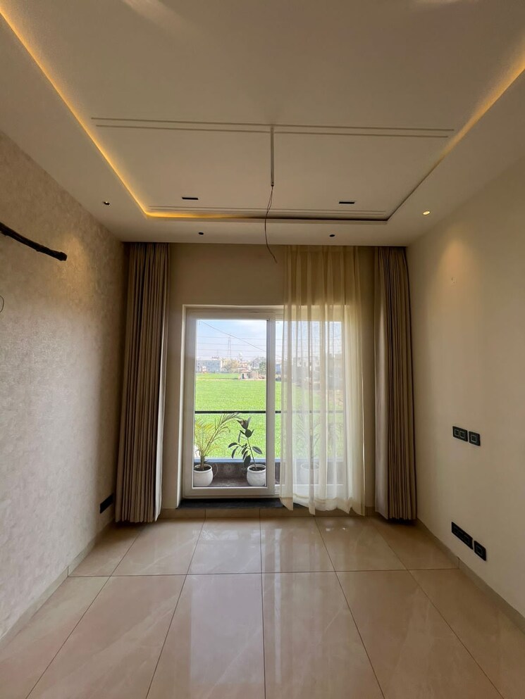 Room, sector 91 3.5 Bedroom 1940 Sq.Ft. Apartment In Sector 91 Mohali 8201863