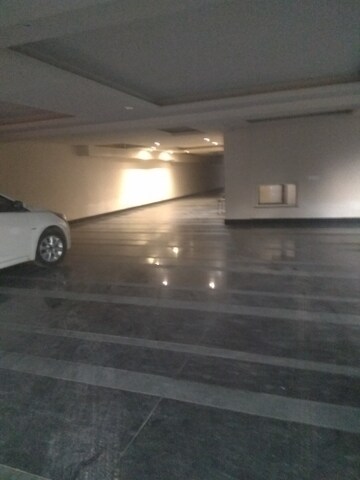 Parking in 6+ BHK Independent House at New Friends Colony – for Rent