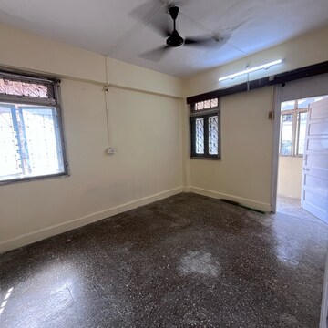 Room in 1 BHK Apartment at Pestom Sagar Colony, Tilak Nagar – for Rent