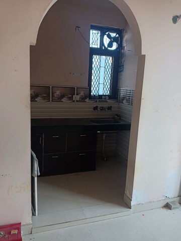 2 BHK Builder Floor For Rent in Dwarka Mor