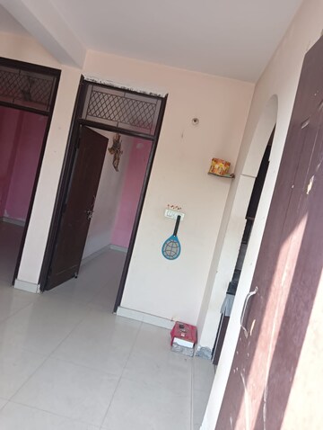 Furnished Amenities in 2 BHK Builder Floor at Dwarka Mor – for Rent