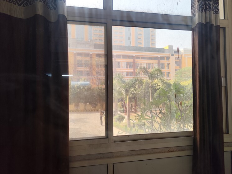 Room, aims-golf-city 2 Bedroom 950 Sq.Ft. Apartment In Sector 75 Noida 8201962