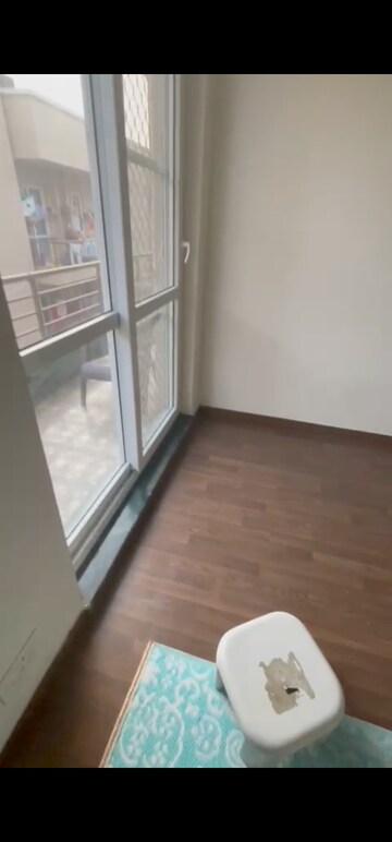 Room in 3 BHK Apartment at Sector 84 – for Rent