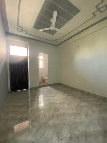 Room in 1 BHK Apartment at Saket – for Rent
