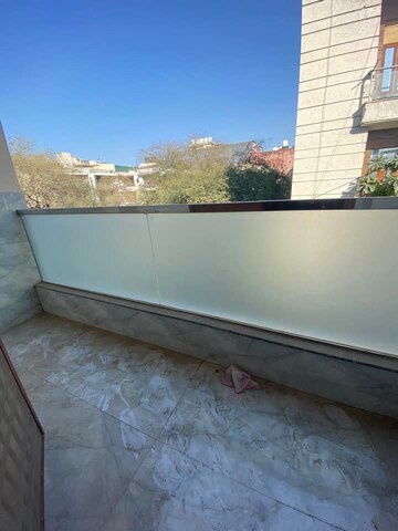 Balcony in 1 BHK Apartment at Saket – for Rent