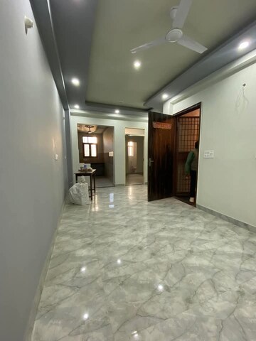 Living Room in 1 BHK Apartment at Saket – for Rent