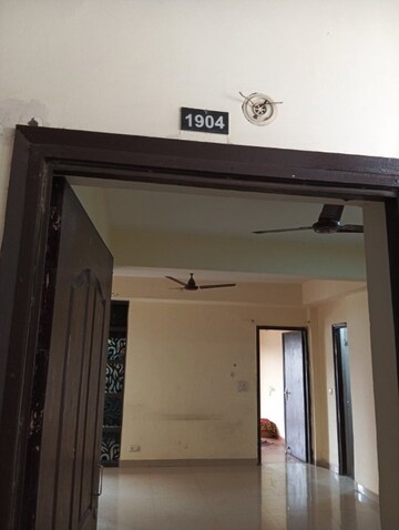 Furnished Amenities in 3 BHK Apartment at Galaxy Vega, Tech Zone 4 Greater Noida – for Rent