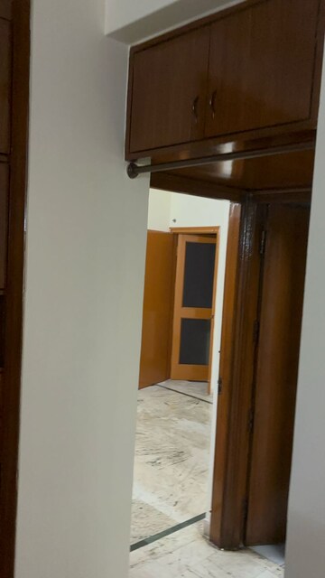 Room in 2 BHK Apartment at Royal Garden Estate, Sector 61 – for Rent