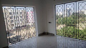 Room in 3 BHK Apartment at Danish Kedareshwar CGHSL, New Town Action Area ii – for Sale