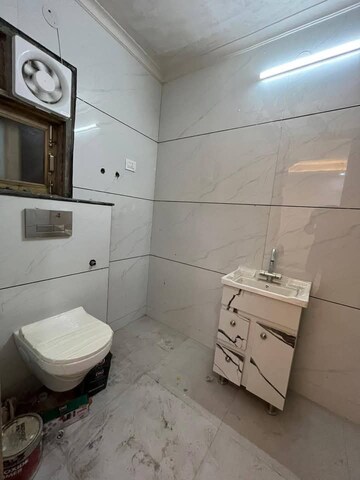 Bathroom in 2 BHK Apartment at Saket – for Rent