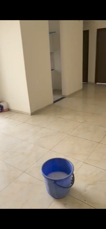 Bathroom in 3.5 BHK Apartment at BPTP Discovery Park, Sector 80 – for Rent
