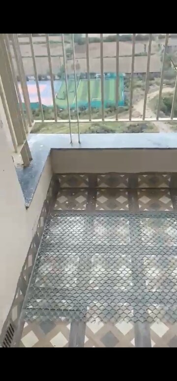 Kitchen in 3.5 BHK Apartment at BPTP Discovery Park, Sector 80 – for Rent