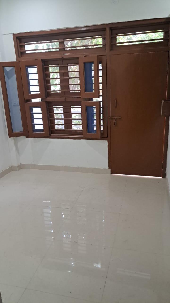 6+ BHK Independent House For Sale in RWA Apartments Sector 30