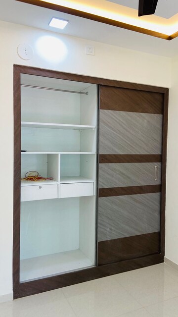 Room in 2 BHK Apartment at Runwal My City, Dombivli East – for Rent
