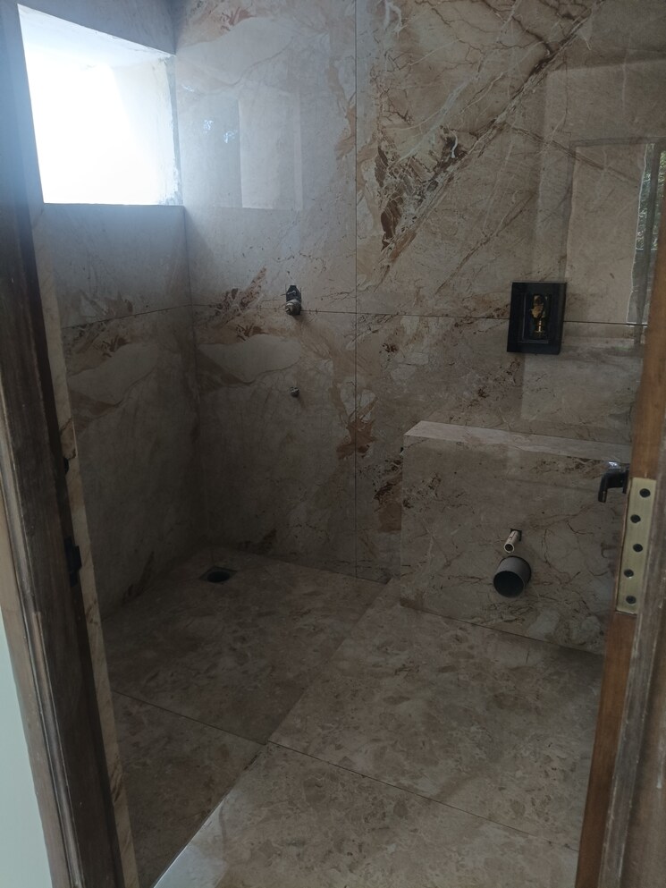 Bathroom, indiranagar 3 Bedroom 1725 Sq.Ft. Builder Floor In Indiranagar Bangalore 8202115