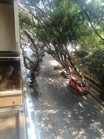Parking in 3 BHK Builder Floor at Indiranagar – for Sale