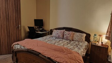 Bedroom in 2 BHK Independent House at Ansal Plaza Sector-23, Sector 23 – for Rent