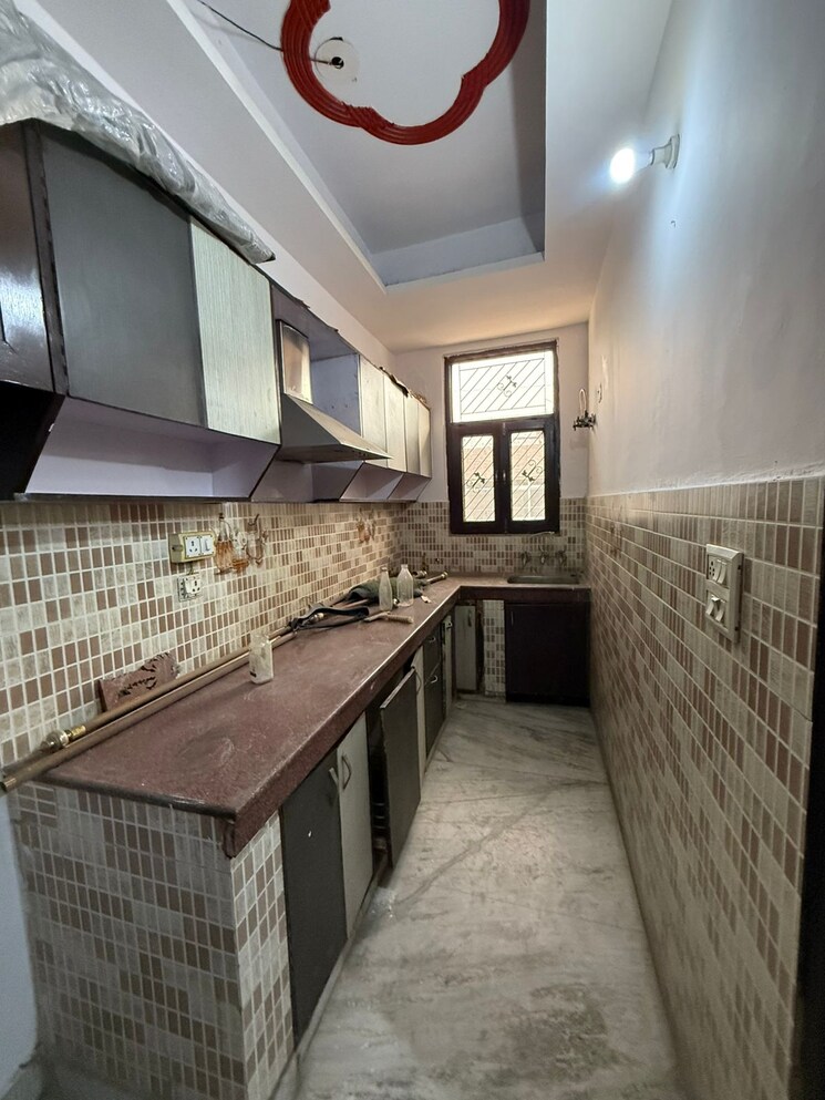 Kitchen, vinayak-apartments-vasundhara 5 Bedroom 2500 Sq.Ft. Independent House In Vasundhara Sector 9 Ghaziabad 8202213