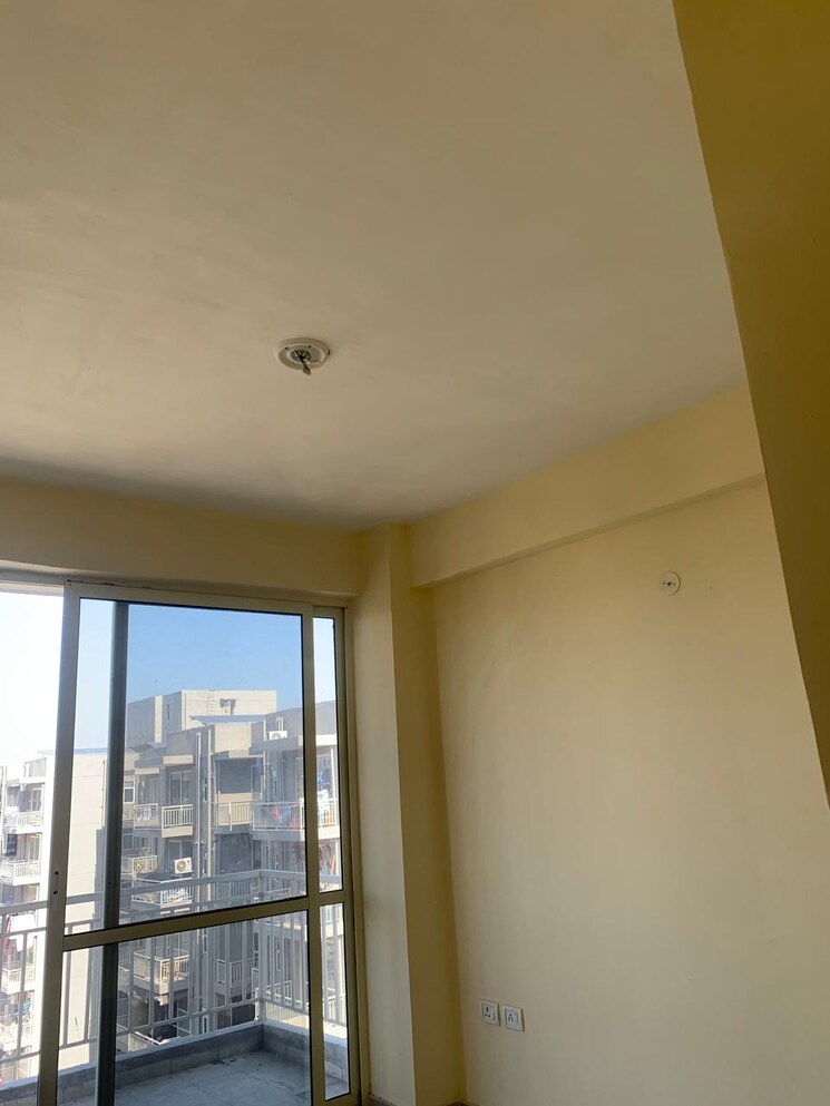 Room, conscient-habitat-78 3 Bedroom 645 Sq.Ft. Apartment In Sector 78 Faridabad 8202253